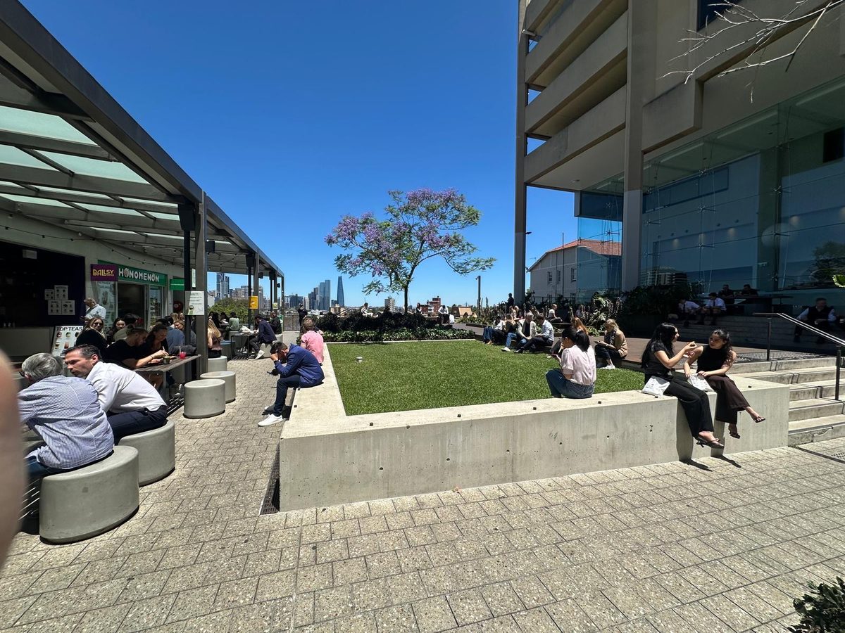 The existing Zurich Plaza at 5 Blue Street
